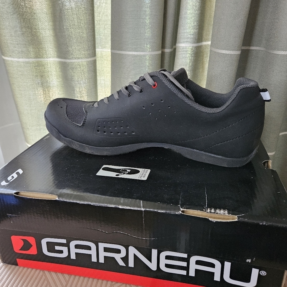 Garneau Men's Black Cycling Boots Shoes Urban Black Asphalt Cleats Echelon 11.5 - Picture 9 of 16